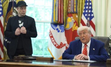 Ο Τραμπ δεν προτίθεται να συνομιλήσει τηλεφωνικά με τον Μασκ