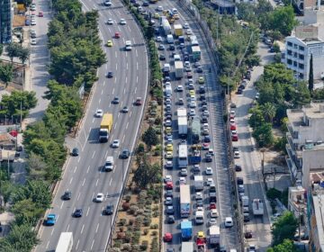 Μαζική έξοδος των Αθηναίων για το τρίημερο του Αγίου Πνεύματος