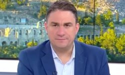 Τσουκαλάς: «Αν δε θέλει να μπει εμπόδιο στη δικαιοσύνη η πλειοψηφία της ΝΔ, ας στηρίξουν την πρόταση του ΠΑΣΟΚ»