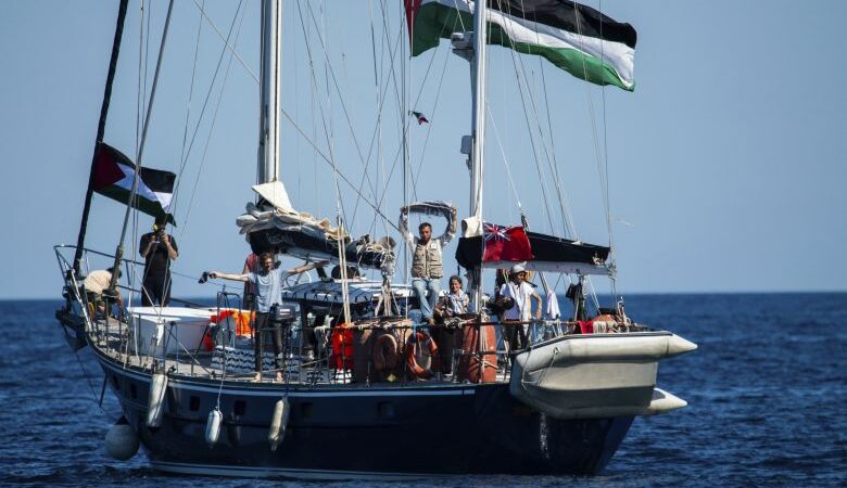 Οκτώ ακτιβιστές του ιστιοφόρου Madleen με προορισμό τη Γάζα εξακολουθούν να κρατούνται από τους Ισραηλινούς