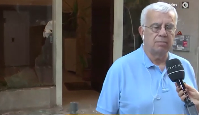 Επίθεση με γκαζάκια στο σπίτι του βουλευτή Στράτου Σιμόπουλου