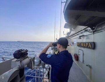 Η φρεγάτα «Ψαρά» ολοκλήρωσε με επιτυχία αποστολή στενής προστασίας εμπορικού πλοίου στην Ερυθρά Θάλασσα