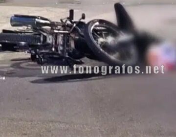 Σοκαριστικό τροχαίο στην Λαμία από σύγκρουση αυτοκινήτου με μηχανάκι – Σοβαρά τραυματισμένος ένας νεαρός