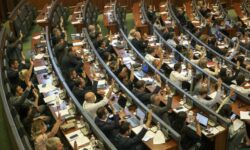 Το κοινοβούλιο του Κοσόβου απέτυχε για 30ή φορά να εκλέξει τον πρόεδρό του
