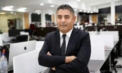 Τουρκία: Ένταλμα σύλληψης για τον ιδιοκτήτη του αντιπολιτευόμενου τηλεοπτικού δικτύου Halk TV