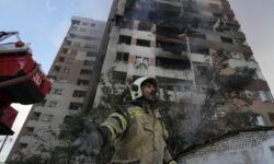 Επιχείρηση «Rising Lion»: Τα ισραηλινά μαχητικά εξακολουθούν να βομβαρδίζουν το Ιράν – 100 drones σήκωσε η Τεχεράνη, οι διεθνείς αντιδράσεις