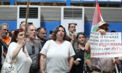 Ψήφισμα για την καταβολή των δεδουλευμένων τους ζητούν οι εργαζόμενοι στο «Κόκκινο» και την «Αυγή»