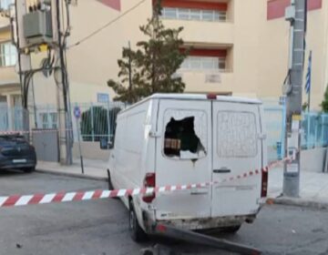 Σκηνές «Φαρ Ουέστ» στο Περιστέρι: Καταδίωξη με πυροβολισμούς μεταξύ αναβατών μηχανής και επιβαινόντων σε Ι.Χ.