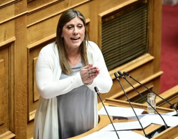 Κωνσταντοπούλου για τα Τέμπη: «Πρέπει να διερευνηθούν τα εγκλήματα κατά της ζωής»