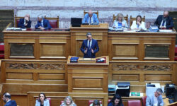 Μητσοτάκης από Βουλή: Η κατηγορία περί εσχάτης προδοσίας δεν είναι παρά το ύστατο αδιέξοδο απόπειρας να χτυπηθεί η κυβέρνηση