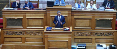 Μητσοτάκης από Βουλή: Η κατηγορία περί εσχάτης προδοσίας δεν είναι παρά το ύστατο αδιέξοδο απόπειρας να χτυπηθεί η κυβέρνηση