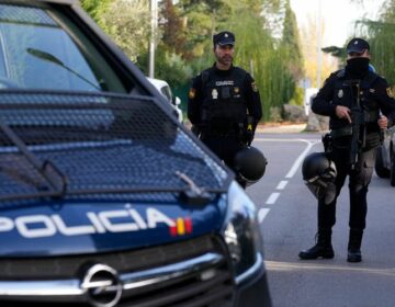 Δίωξη για ανθρωποκτονία στην Ισπανία σε βάρος δημοτικού αστυνομικού που στραγγάλισε κλέφτη