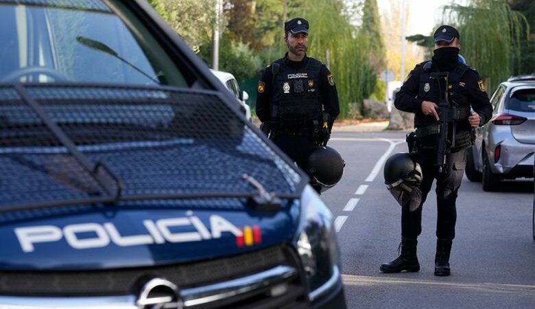 Δίωξη για ανθρωποκτονία στην Ισπανία σε βάρος δημοτικού αστυνομικού που στραγγάλισε κλέφτη