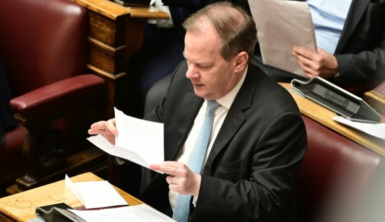 Βουλή: Με 154 «ναι» εγκρίθηκε η προανακριτική για τον Κώστα Αχ. Καραμανλή, στη βάση της πρότασης της ΝΔ – «Δεν ολιγώρησα, δεν αδιαφόρησα»
