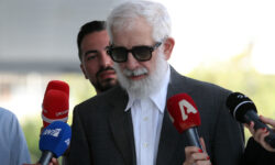 Πέτρος Φιλιππίδης: Με αφηγήματα είμαστε εδώ – Δεν θα έκανα κάτι, αν δεν έπαιρνα το πράσινο φως, εγώ δεν είμαι βιαστής