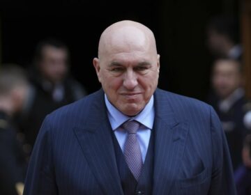 «Το ΝΑΤΟ δεν έχει, πλέον, λόγο ύπαρξης, ο ρόλος της Ευρώπης έχει παρέλθει», δήλωσε ο Ιταλός υπουργός Άμυνας