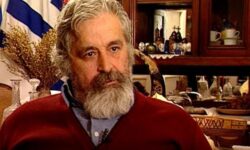 Πέθανε ο σκηνοθέτης Λάμπρος Παπαδημητράκης, μία από τις φωνές του «Εδώ Πολυτεχνείο»