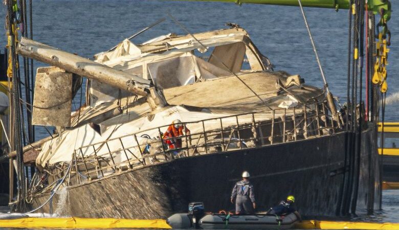 Ανασύρθηκε από τους Ιταλούς στην επιφάνεια το ναυαγισμένο γιοτ Bayesian του μεγιστάνα της τεχνολογίας Λιντς