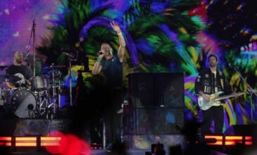Οι Coldplay επανεκδίδουν άλμπουμ τους σε δίσκους βινυλίου από ανακυκλωμένα υλικά