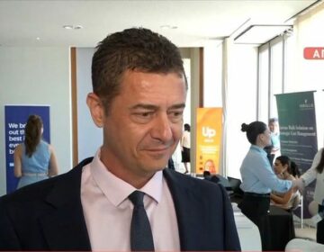Αντώνης Σρόιτερ: Δεν μπορεί να βομβαρδίζεται ο πλανήτης και να μιλάμε μόνο για τα βραβεία Mad σε μια εκπομπή
