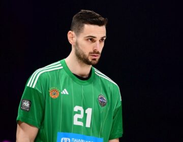 «Βόμβα» από τον Ιωάννη Παπαπέτρου: Σταματά το μπάσκετ σε ηλικία 31 ετών