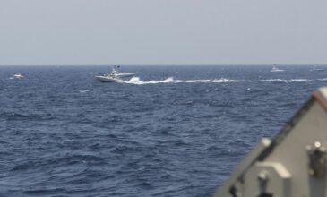 Σε επιφυλακή το υπουργείο Ναυτιλίας: 200 πλοία ελληνικών συμφερόντων στην ευρύτερη περιοχή της Ερυθράς Θάλασσας