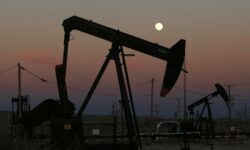 Υποχωρεί η τιμή του πετρελαίου, μετά την ιρανική επίθεση σε αμερικανική βάση στο Κατάρ