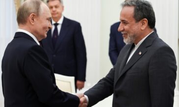 «Απρόκλητη επίθεση χωρίς καμία αιτιολογία» τα πλήγματα κατά του Ιράν, λέει ο Πούτιν – Επιστολή του Χαμενεΐ στον Ρώσο πρόεδρο