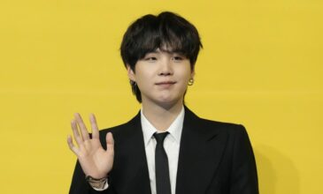 Ο Suga των BTS έκανε δωρεά 3,6 εκατ. δολαρίων για τη δημιουργία Κέντρου Αυτισμού