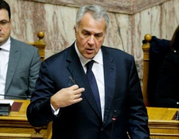 Παραιτήθηκαν ο Βορίδης και τρεις υφυπουργοί που αναφέρονται στην δικογραφία του ΟΠΕΚΕΠΕ