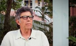 Γιάννης Μπέζος για Παύλο Χαϊκάλη: «Κλισέ αυτά περί μεγάλου κρεβατιού, είναι λόγια»