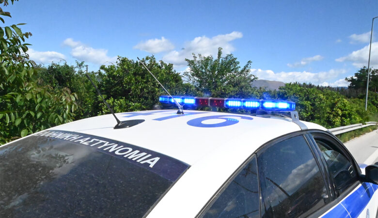 Συνελήφθη 76χρονος που χτύπησε τη σύζυγό του κι έβαλε φωτιά στο σπίτι τους