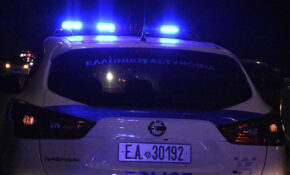 Θρίλερ στην Βοιωτία: Άνδρας βρέθηκε απανθρακωμένος και δεμένος με χειροπέδες σε αυτοκίνητο