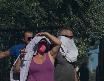 Σε 57 απεγκλωβισμούς προχώρησε η ΕΛ.ΑΣ στην φωτιά στην Ραφήνα