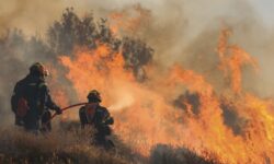 Μεγάλη πυρκαγιά στην Ιεράπετρα: Σε κατάσταση έκτακτης ανάγκης τρεις περιοχές