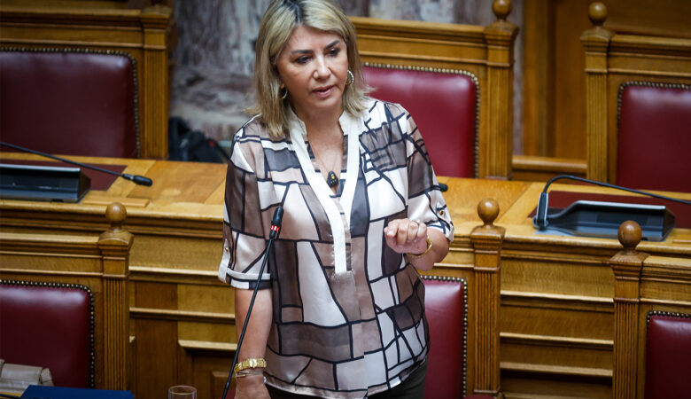 Ποινή φυλάκισης δύο ετών και 5.000 ευρώ πρόστιμο στον δημοσιογράφο για την απόπειρα εκβίασης της Ζέττας Μακρή
