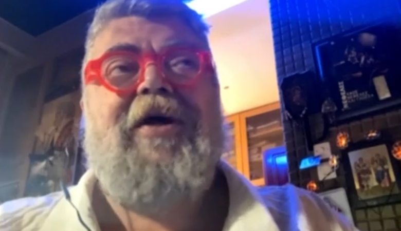 «Πάγωσαν» όλοι στον αέρα του ΑΝΤ1 με την ατάκα του Σταμάτη Κραουνάκη: «Τι της λες ρε μαλ…α;»