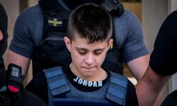 Έφθασε στα δικαστήρια Πάτρας για να απολογηθεί η Ειρήνη Μουρτζούκου