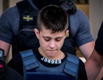 Έφθασε στα δικαστήρια Πάτρας για να απολογηθεί η Ειρήνη Μουρτζούκου