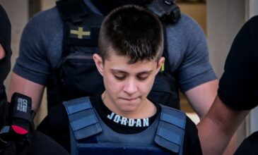 Έφθασε στα δικαστήρια Πάτρας για να απολογηθεί η Ειρήνη Μουρτζούκου