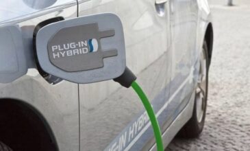Οι Έλληνες οδηγοί επιλέγουν υβριδικά αυτοκίνητα