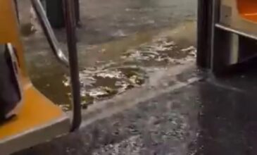 Καταρρακτώδεις βροχές προκαλούν πλημμύρες στη Νέα Υόρκη και την πολιτεία του Νιου Τζέρσεϊ