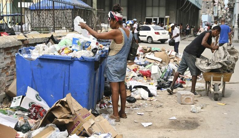 Αποπέμφθηκε η υπουργός Εργασίας της Κούβας επειδή είπε ότι δεν υπάρχουν ζητιάνοι στη χώρα
