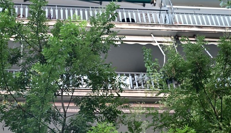Φωτιά στο διαμέρισμα του Πέτρου Φιλιππίδη: Τον είχε πάρει ο ύπνος στο σαλόνι και τον ξύπνησε η γειτόνισσα