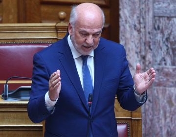 Φλωρίδης: Όσο αλήθεια ήταν αυτά για το ξυλόλιο του κ. Βελόπουλου άλλο τόσο ισχύουν ότι η κυβέρνηση θα αγοράσει το κτήμα του Κ. Σημίτη