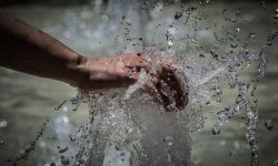 Καύσωνας έως και την Κυριακή με το θερμόμετρο να αγγίζει τους 43 βαθμούς