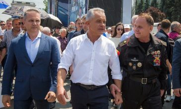 Η ΕΛ.ΑΣ. για τη σύλληψη των δύο Μολδαβών: Κατασχέθηκαν πάνω από 155.000 ευρώ καθώς και πλήθος πλαστών διαβατηρίων