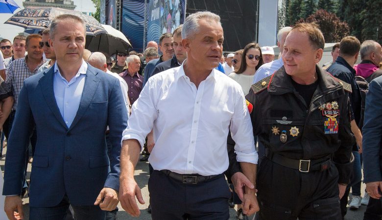Η ΕΛ.ΑΣ. για τη σύλληψη των δύο Μολδαβών: Κατασχέθηκαν πάνω από 155.000 ευρώ καθώς και πλήθος πλαστών διαβατηρίων