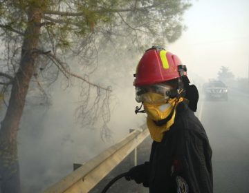 Συνδρομή της Ελλάδας στην Κύπρο για την φωτιά στην Λεμεσό με 26 δασοκομάντος