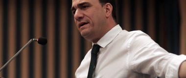 Τσουκαλάς: Η κυβέρνηση δεν μπορεί να αναταχθεί δημοσκοπικά – Το αίτημα για πολιτική αλλαγή είναι πια πλειοψηφικό